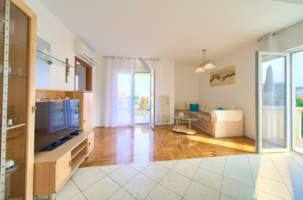 Apartman Adria Malinska Exteriér fotografie